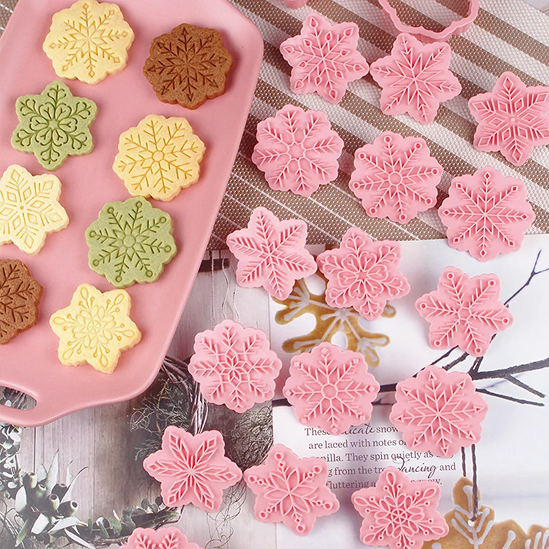 9Pcs Christmas Cookie Mold Snowflake 3D Plastic Cookie Mold Press Type Cookie Mould Stamp Xmas New Year Party Baking Tools