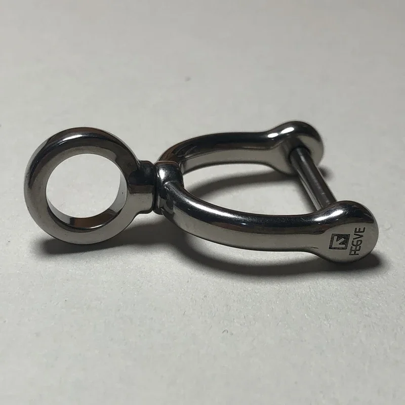 EDC Titanium Alloy Hooves buckle Vachette Clasp Outdoor EDC Small Tool Keychain D Shape Titanium Buckle Car Keychain Tools