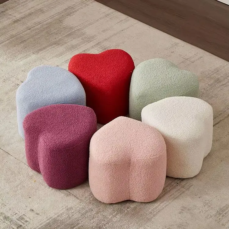 

Nordic Simple Modern Low Stool Small Stools Cute Personality Design Lamb Velvet Round Ottomans Changing Shoe Stool Makeup Stools