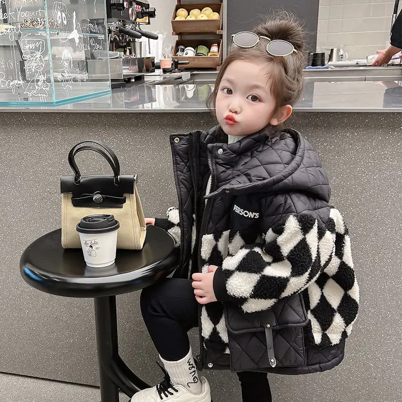 Thickened Girls Cotton Coat 2024 New Fashionable Baby Cotton Coat Winter Girls Winter Cotton Coat Children Winter Clothes