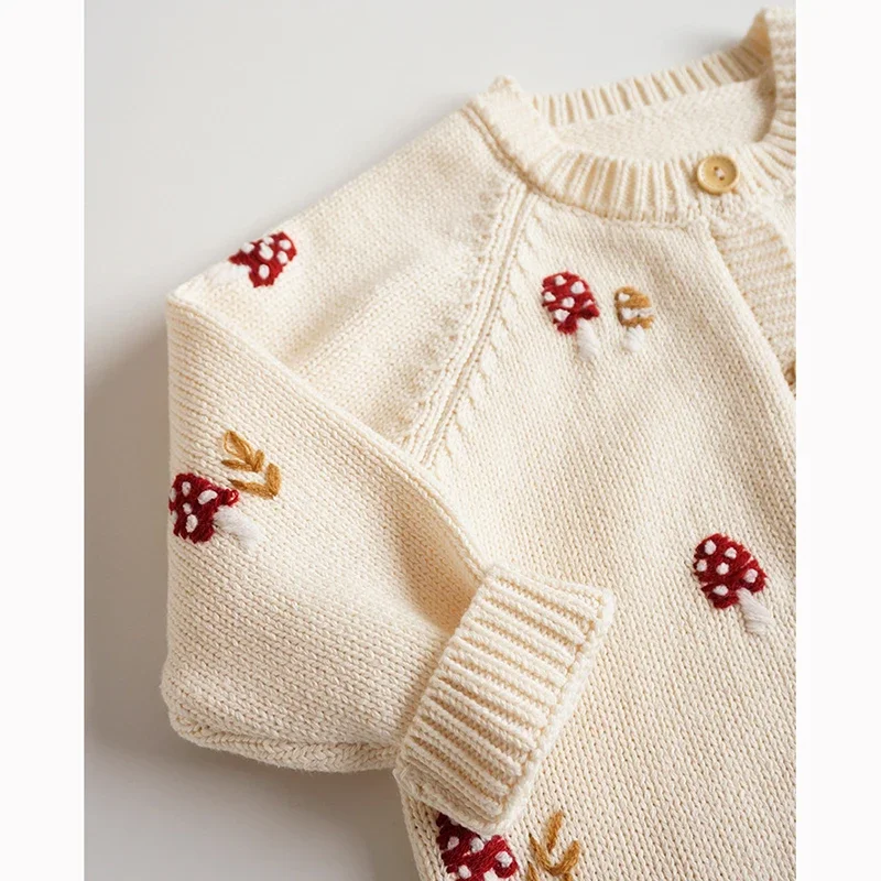 Autumn Baby Sweater Boys Girl Sweaters Cardigans Embroidery Mushroom Toddler Long Sleeves Knitwear Jackets Kid Knit Clothes Tops