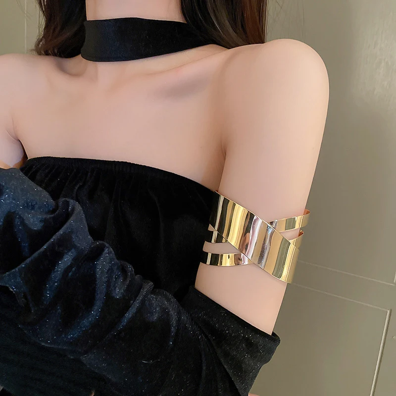 Vintage Simple Upper Arm Bracelet For Women Trendy Geometric Water Drop Shape Bangles Adjustable Party Wedding Jewelry Gifts