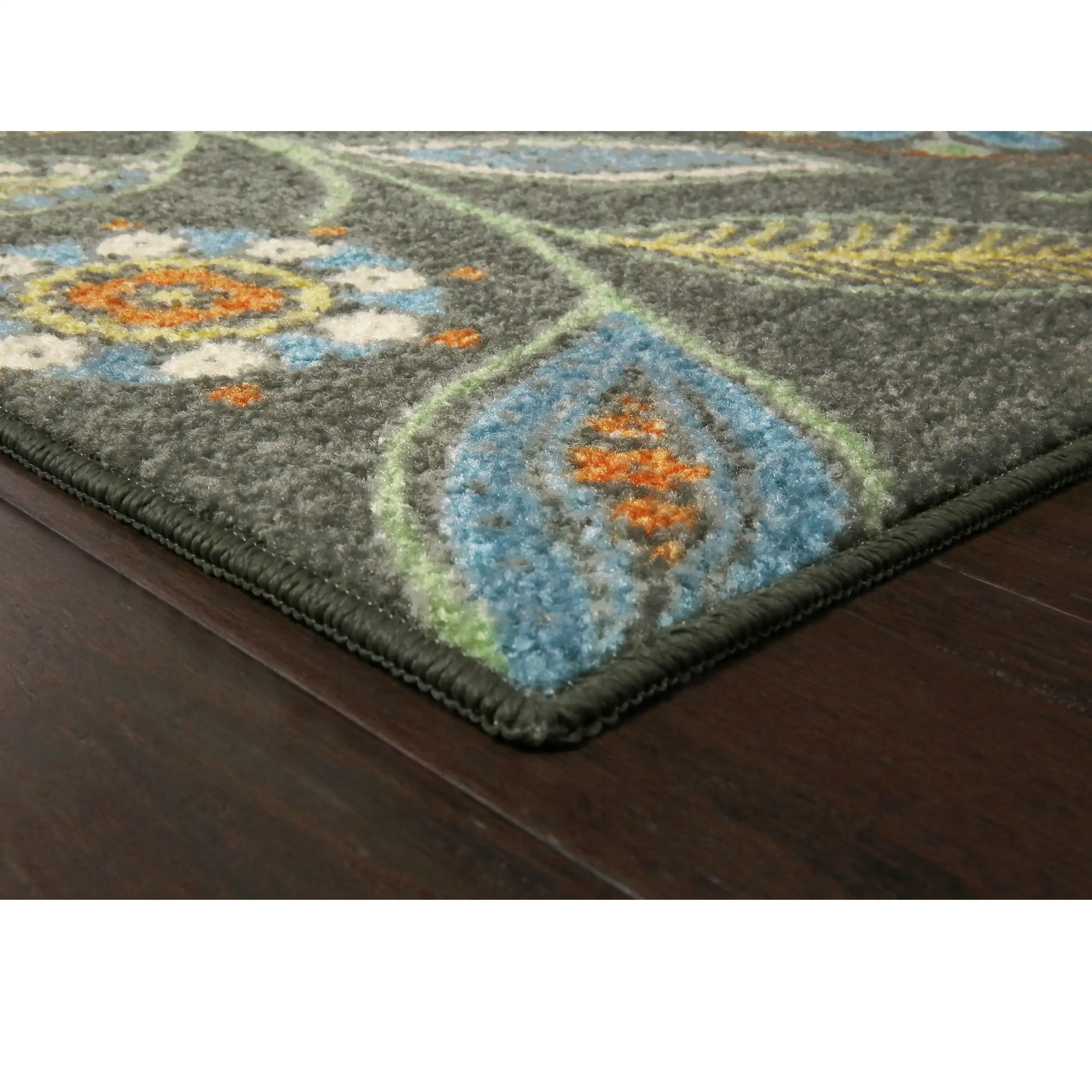 Traditional Reggie Gray Multi Floral Indoor Area Rug, 7' x 10'