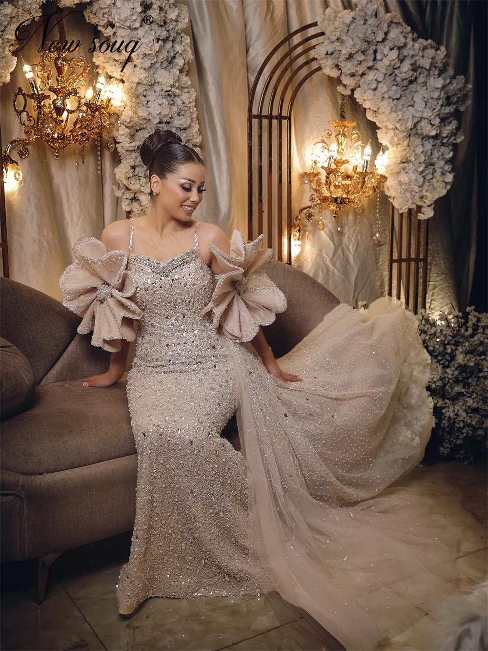 Neues elegantes Blumen-Schulter-Abschlussballkleid mit langer Schleppe, individuell gestaltete Perlenverlobungskleider, Abendpartykleid, Robes De Soiree