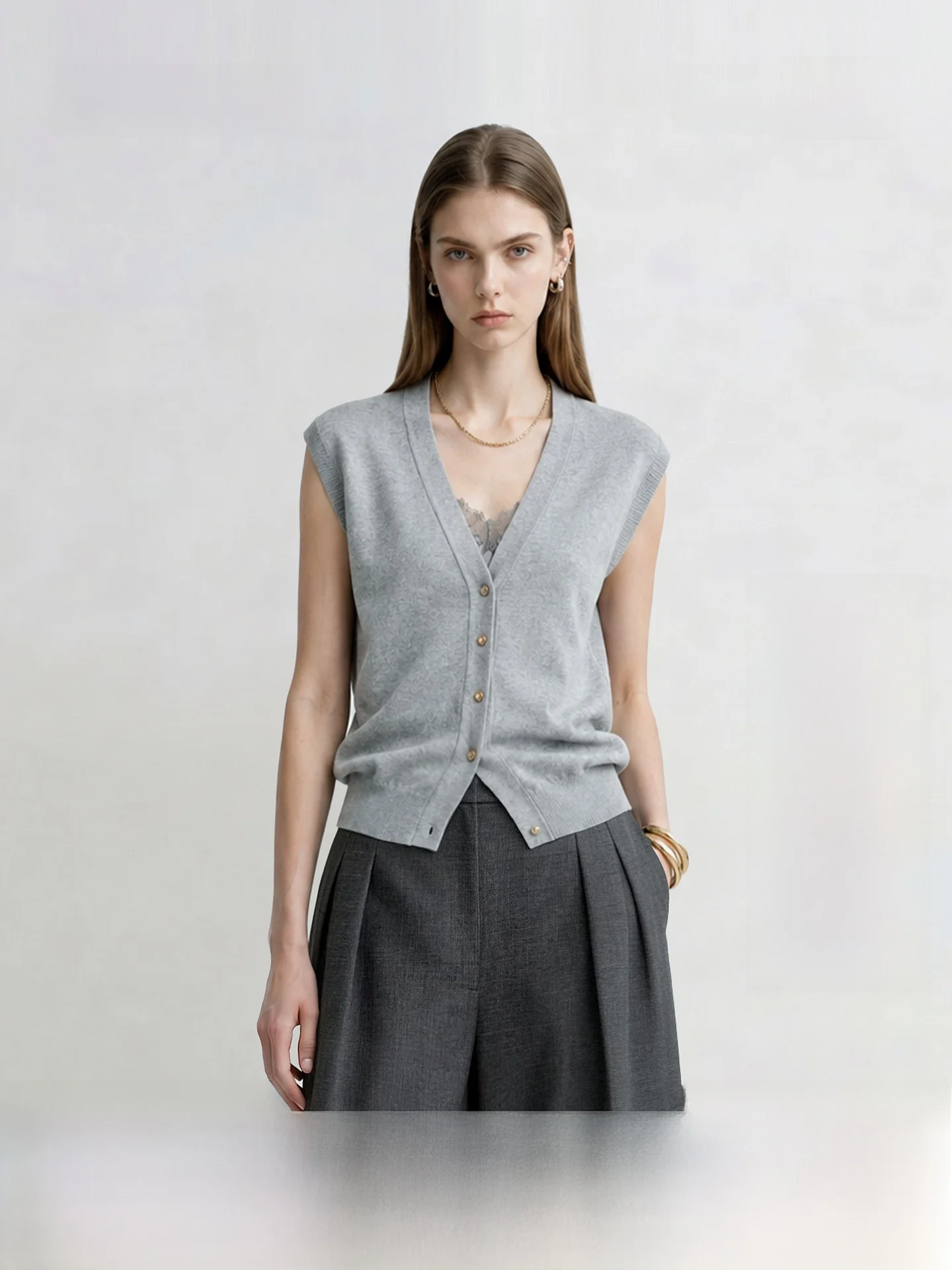 

PRICH Grey Large V-neck Sleeveless Knitted Open Cardigan 2026 Autumn New Style Layered Wear Vest Top for Women