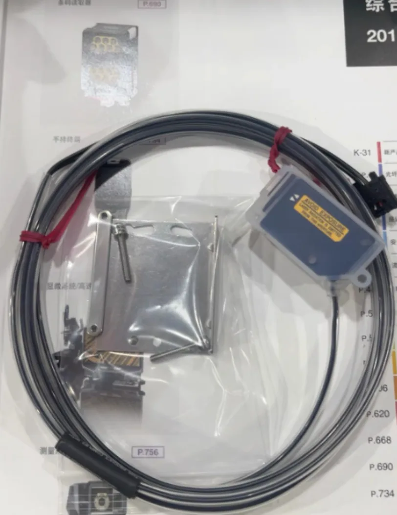 1pc KEYENCE LV-H35F New In Box LVH35 Proximity Switch Sensor *SY