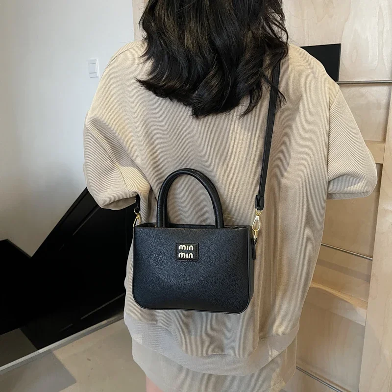 

Designer Leather Ladies Crossbody Bag Handbag Shoulder Messenger Tote For Office Or Travel