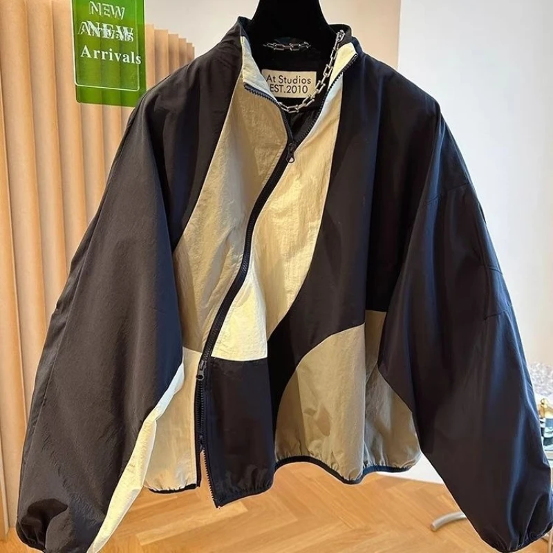 Color blocking splicing unique design sun protection jacket women in spring new loose stand collar zipper windbreaker coat