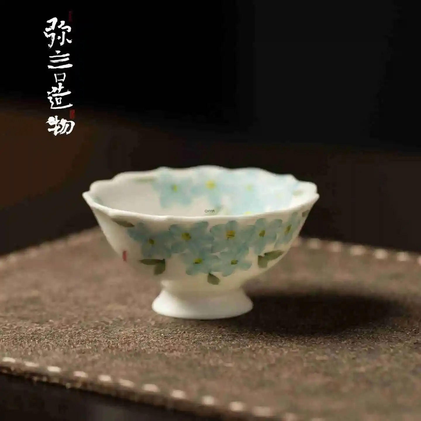 Snowflake White Hand-painted Blue Carp Shadow Ceramic Flower-Edged Tea Cup Tasting teacup Чайная чашка