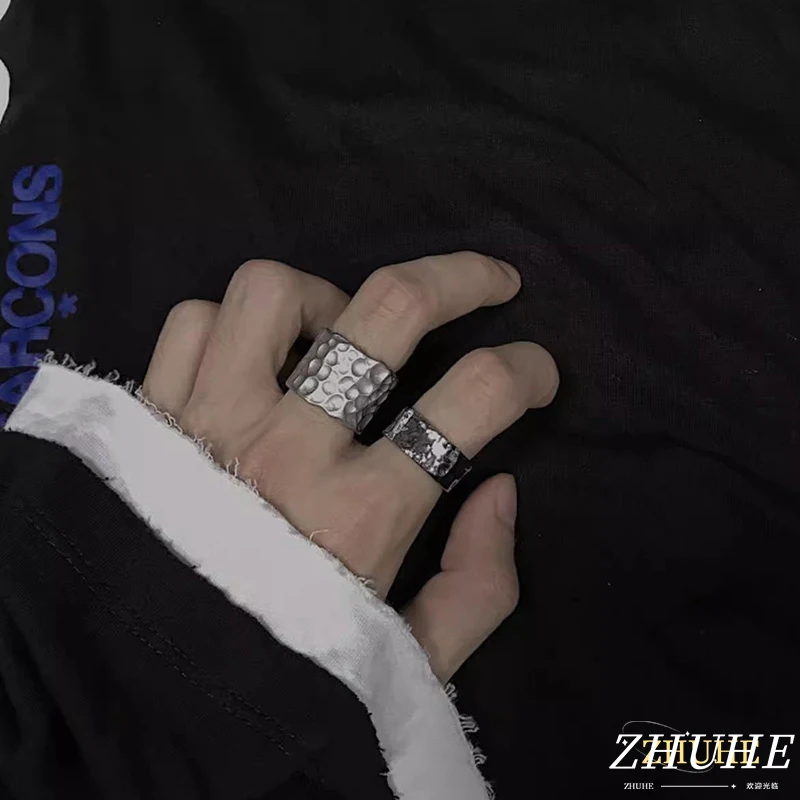 

ZHUHE Lrregular Pitted Texture Dark Style Wide Ring, Cold Style Jewelry Accessories, Party Gifts