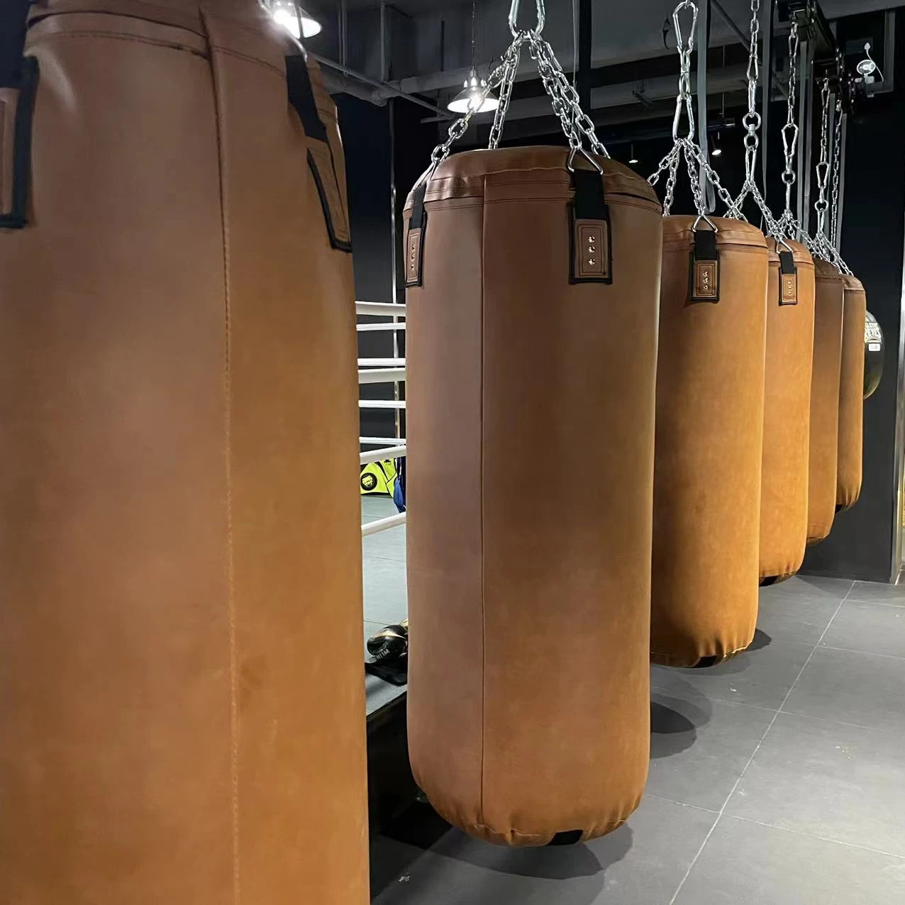 Super September Competitive Advantage Price Kinds of Boxing Bags Punching Bag and Sandbag