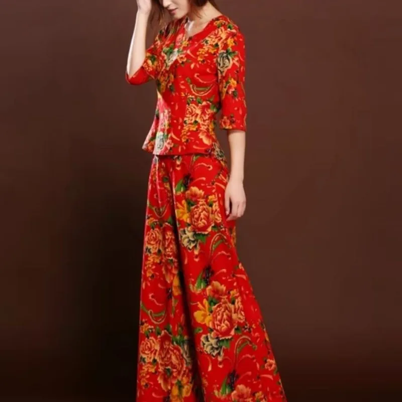 

Mom's Outfit Northeastern Big Flower Set Ethnic Style Cotton and Linen Costume Wide-leg Pants V-neck Top Two-piece Set for Women