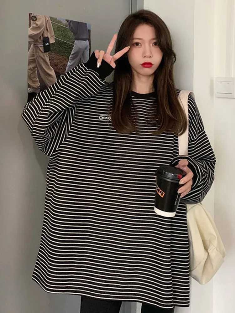 Women Oversize T-shirts Striped Shirts Retro Long Sleeve Tops Tees Students Couple Preppy Style Females Tops Tees