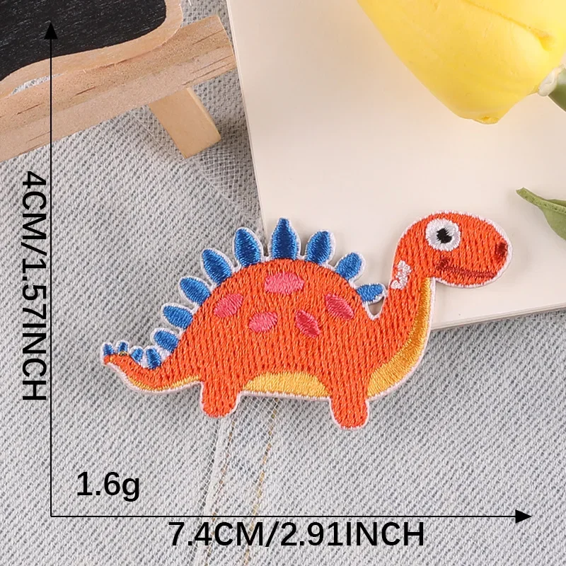 1 Pcs Cute Dinosaur Embroiled Fabric Patch Self-adhesive Cloth Bag DIY Clothing Shoes and Hats Fusible Embroidered Patches