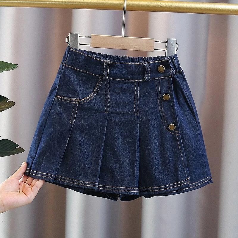 

Джинсовые юбка-шорты для девочек 2026: Новая летняя коллекция плиссированных юбок-шорт для подростков, детская одежда