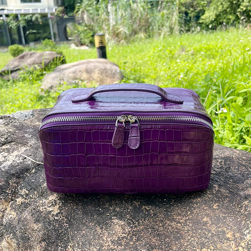 New Genuine Leather Makeup Bag Women Large Capacity Crocodile Pattern Cosmetic Bag Multifunctional Portable Travel handbag