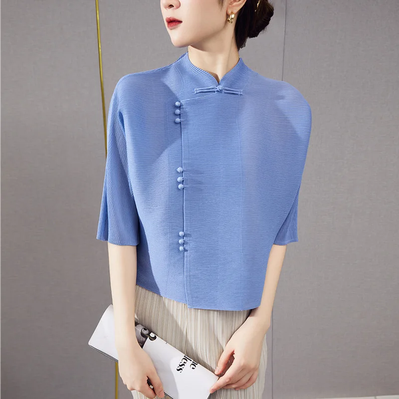 Miyake Pleated Women's Clothing Temperament Shirt, Women's Design Sense, Niche Shirt, Retro Buckle Pleated Top, Women's Cardigan