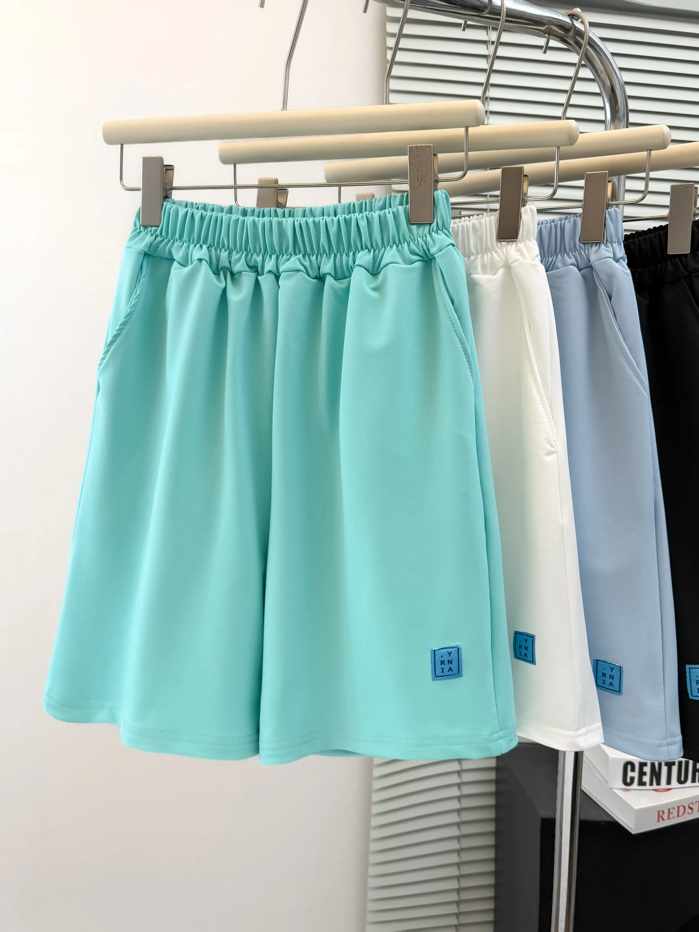 Summer Korean Style Wide Leg Casual Five-Point Pants Women's Loose Commuter Sports Beach Hot Shorts Fashionable Straight Cut