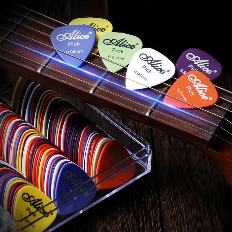 10-100 Stück Gitarrenplektren für Originalklang, E-Bass, Moderatoren-Gitarren, Zubehör, verschiedene Stärken, Musikinstrumente
