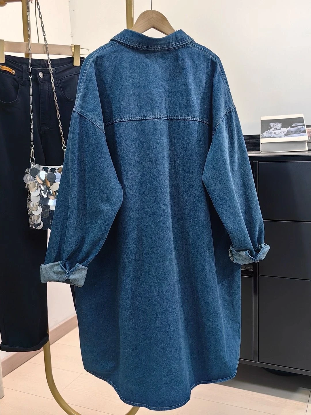 Luźna ciążowa sukienka koszulo – Maternity Wear recenzja i cena