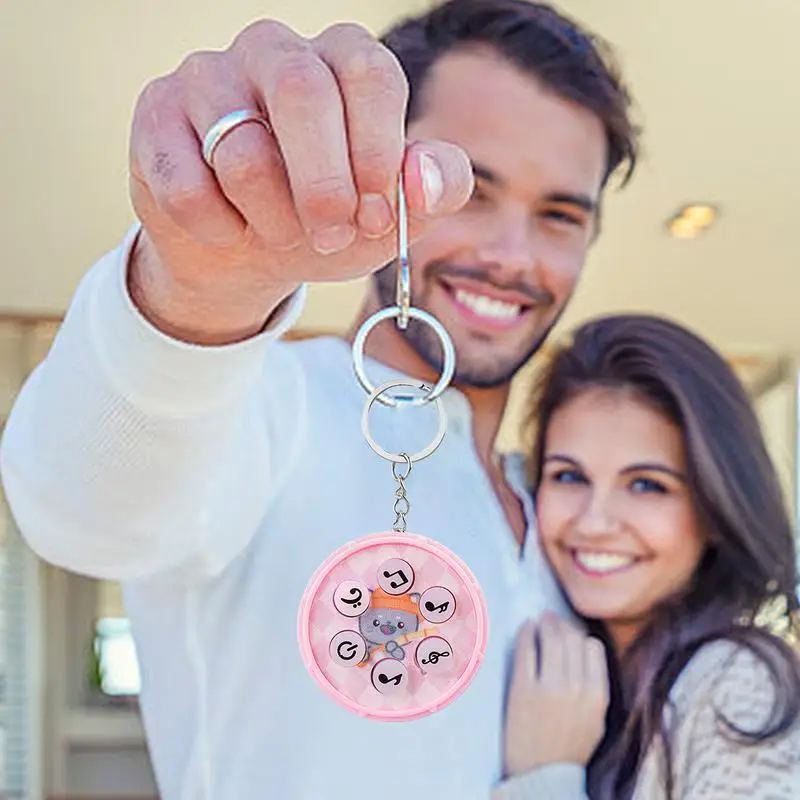 子供のためのクイックプッシュゲームキーホルダー,ストレス解消のための電子ドラムゲームキーホルダー,集中力の向上