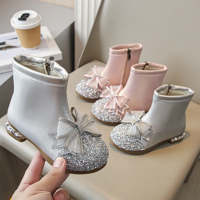 Botas de cuero para niñas, botines individuales informales a la moda de princesa, botines de mariposa con diamantes de imitación de cristal, Otoño e