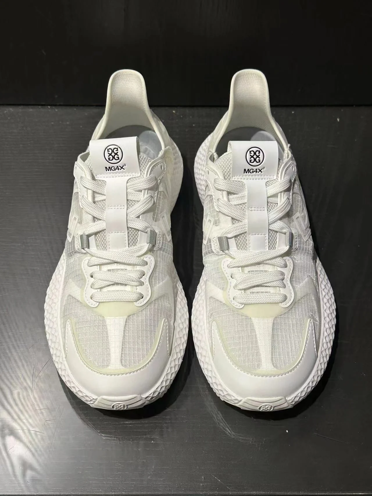 

Women's Golf Shoes: Breathable, Slip-Resistant, Lightweight, Stylish and Versatile Athletic Footwear