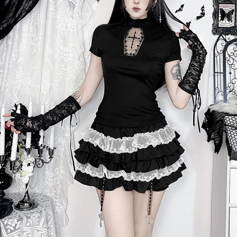 Conjunto de dos piezas Vintage de estilo oscuro para mujer, Top de manga corta con estampado cruzado + traje de falda de contraste de encaje, conjuntos informales negros Y2k 2025