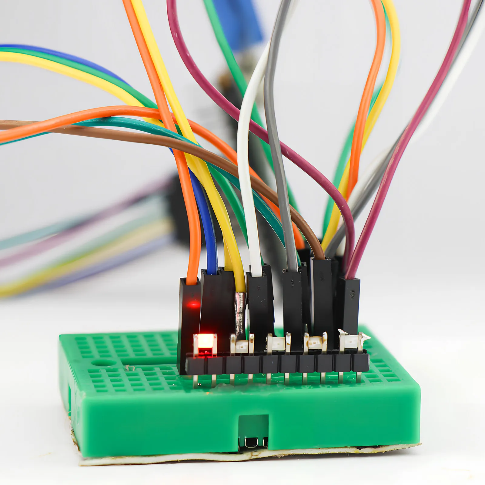 

840Pcs Breadboard Jumper Wire Kit Flexible Assorted Lengths Insulated Wires for Pcb Prototyping Electronic DIY Circuit