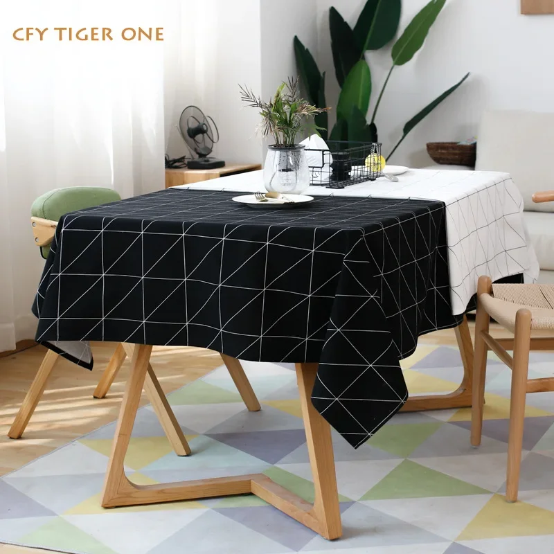 Black and White Plaid Tablecloth Antifouling Rectangular Tablecloth Washable and Oil Resistant Coffee Table Mat Table Cover