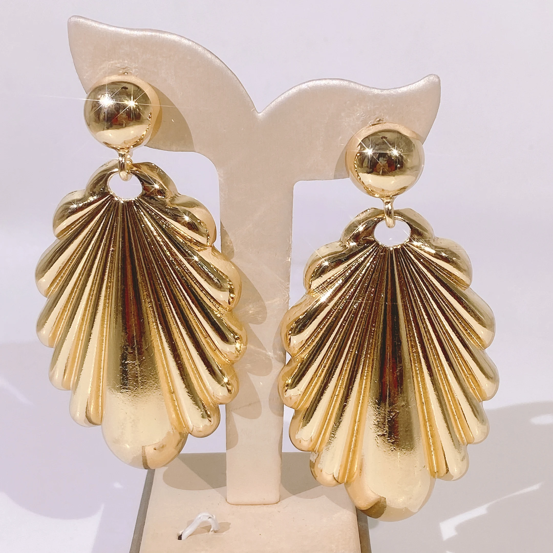 Exaggerated Large Water Drop Metal Earrings For Women Retro Gold Color Smooth Chunky Earrings Party Jewelry Gifts High Quality