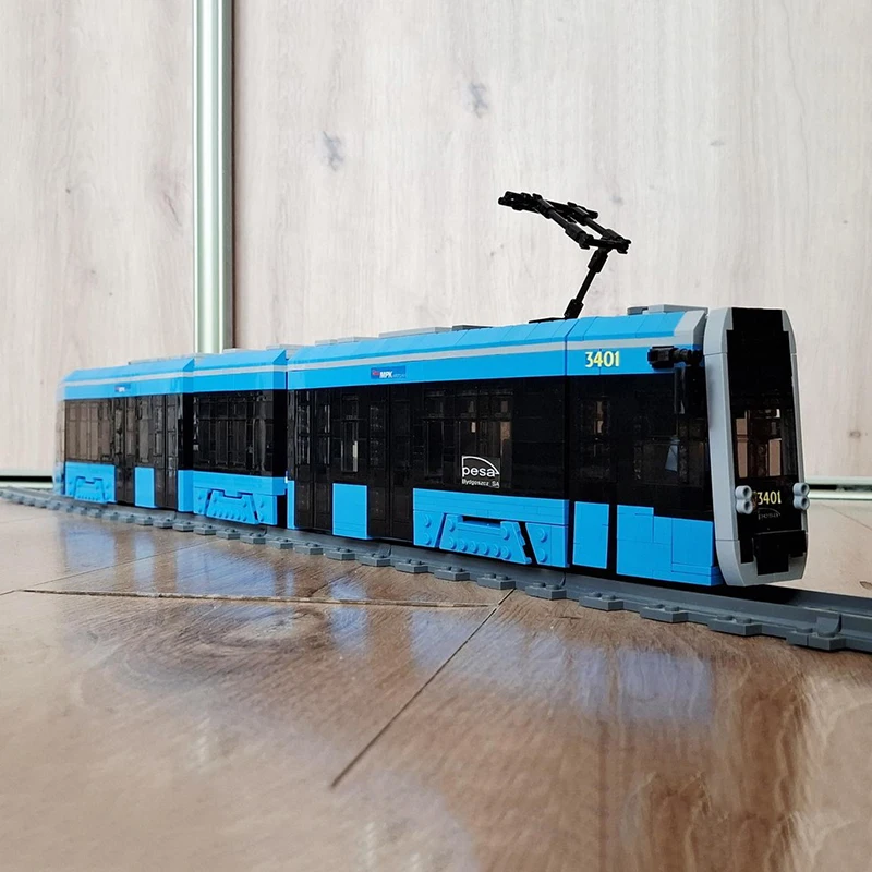 Model kolejowy, klocki konstrukcyjne, tramwaj - bez silnika, technologia modelarska, klocki DIY, zabawka konstrukcyjna do samodzielnego montażu, prezenty świąteczne