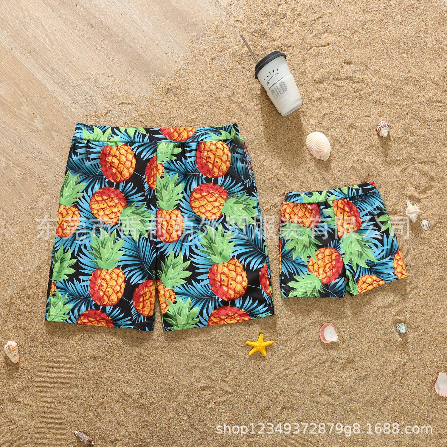 2026 Summer Family Matching Swimwear Pineapple Print Mom Daughter Ruffle Swimsuit Dad Son Swimming Trunks Holiday Look Beachwear