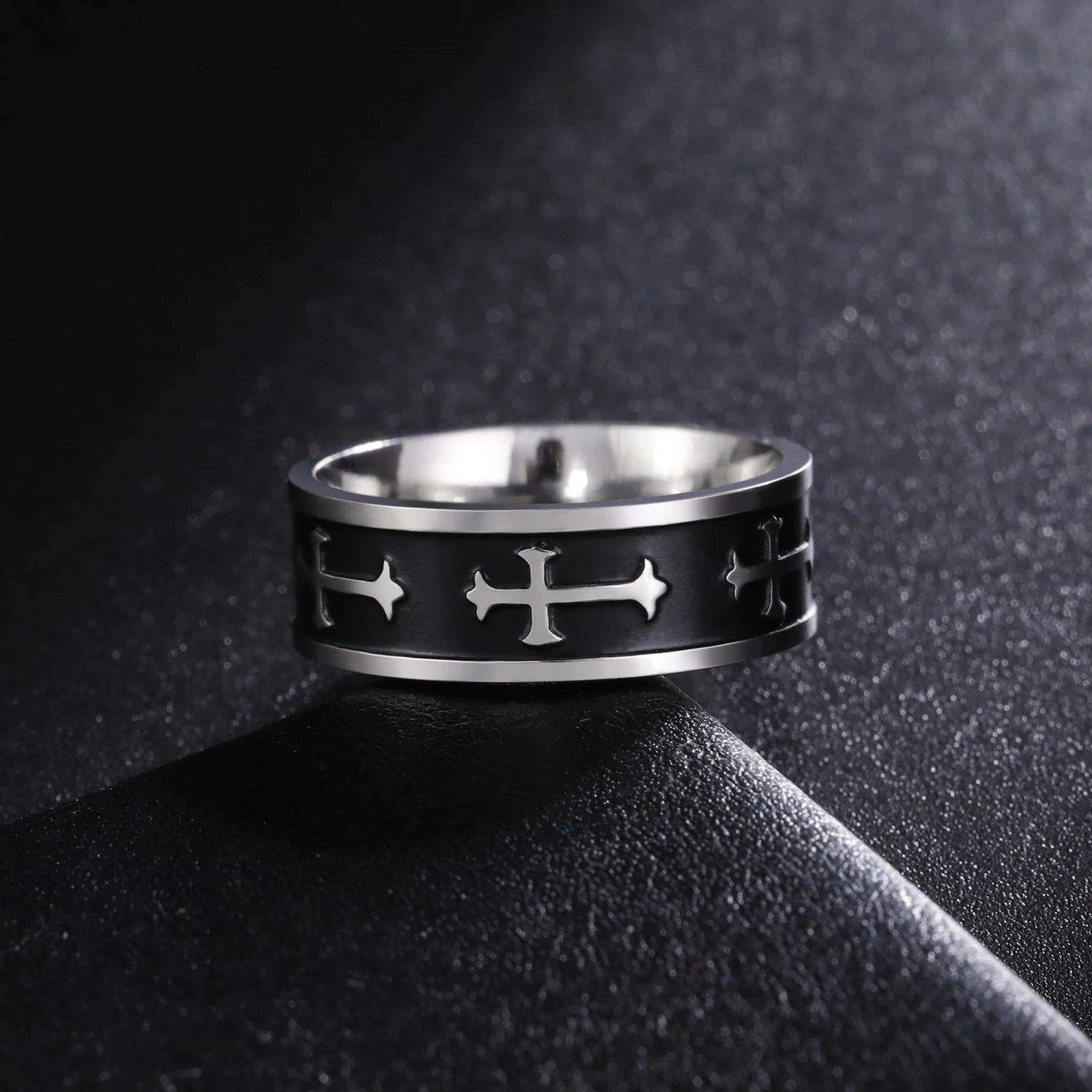 Dreamtimes Vintage Cross Rings for Men and Women Fashion Punk Jewelry Black Anillos Stainless Steel Metal Accessories Gift