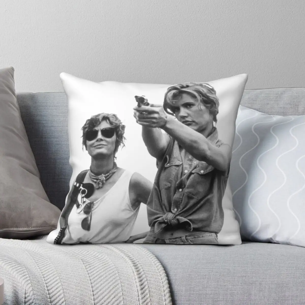 

Thelma Louise Movie Classic Feminist Pillowcase Polyester Linen Velvet Printed Zip Decor Pillow Case Sofa Cushion Cover 18"