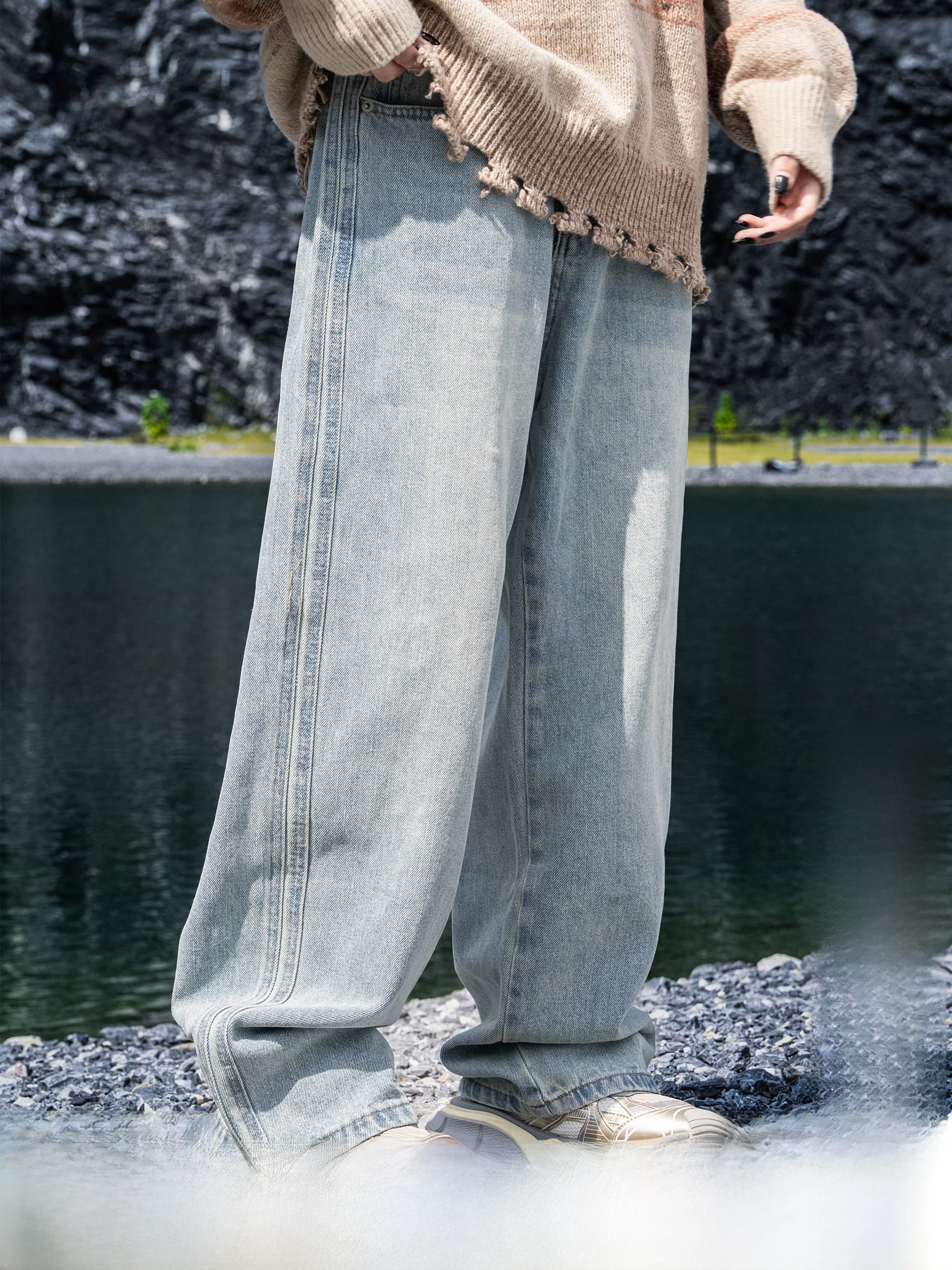 Calças Jeans Desbotadas Estilo Retrô Americano XiaoBin com Corte a Fio para Homens e Mulheres, Ajuste Solto Casual e Perna Reta