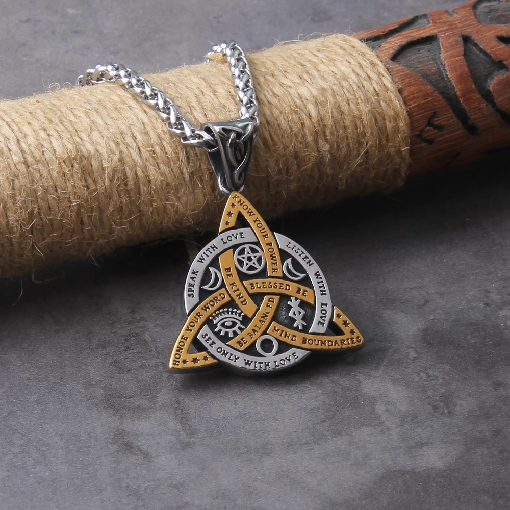 🔺 Wiccan Trinity Pendant Necklace – Stainless Steel Viking Amulet with Wooden Box 1