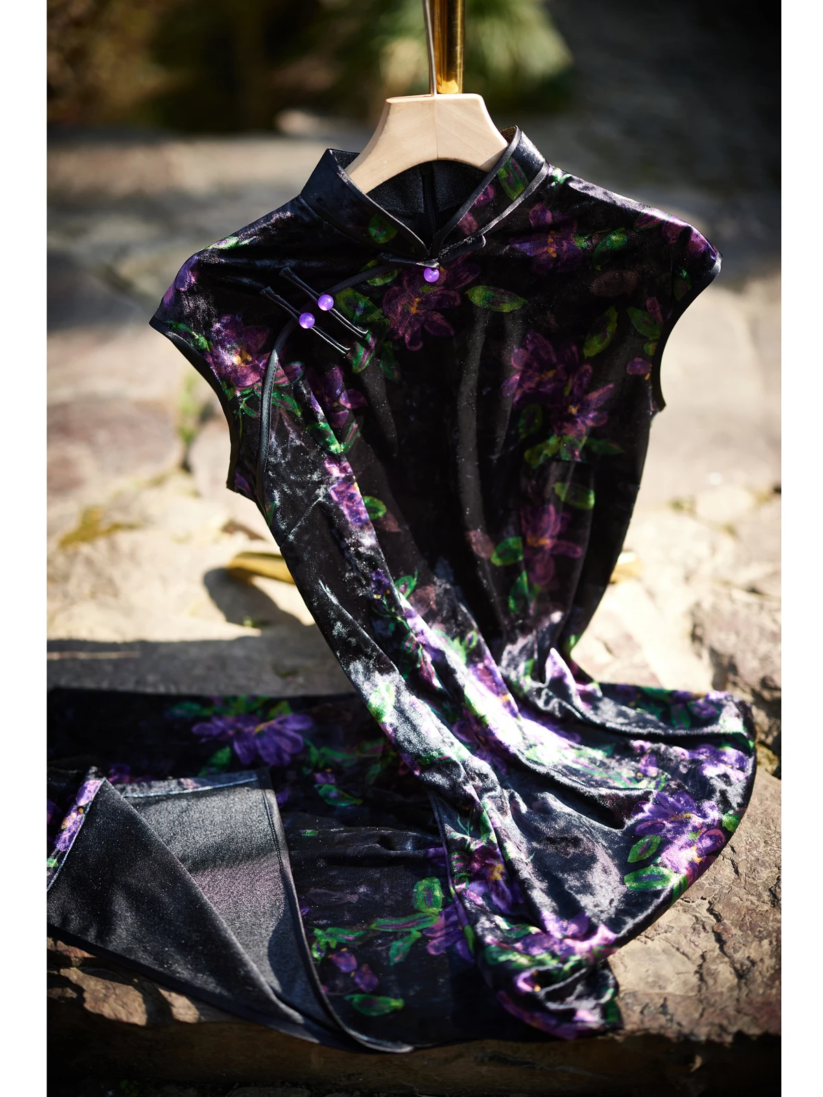 

Muren Diary Bla Velvet Ele Slim Fit Vintage Chinese Sle Long Dr Low Slit Svel Spring 2026 New Arrival