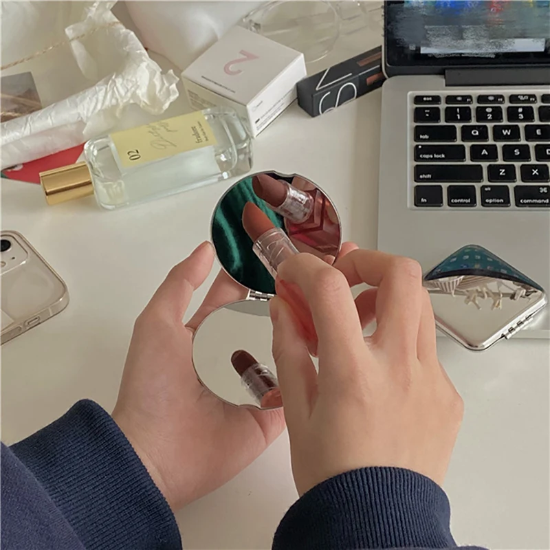 مرآة تجميل مدمجة مكبرة ، مرآة مكياج جيب 2-الوجهين ، مرآة مكياج للسفر المحمولة لحقيبة اليد ، الفولاذ المقاوم للصدأ