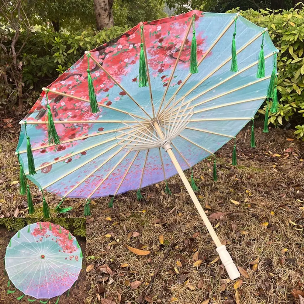 guarda-chuva-de-papel-oleado-de-56cm-com-leque-estilo-antigo-chines-com-borla-para-cosplay-hanfu-em-tecido-de-seda-10-cores