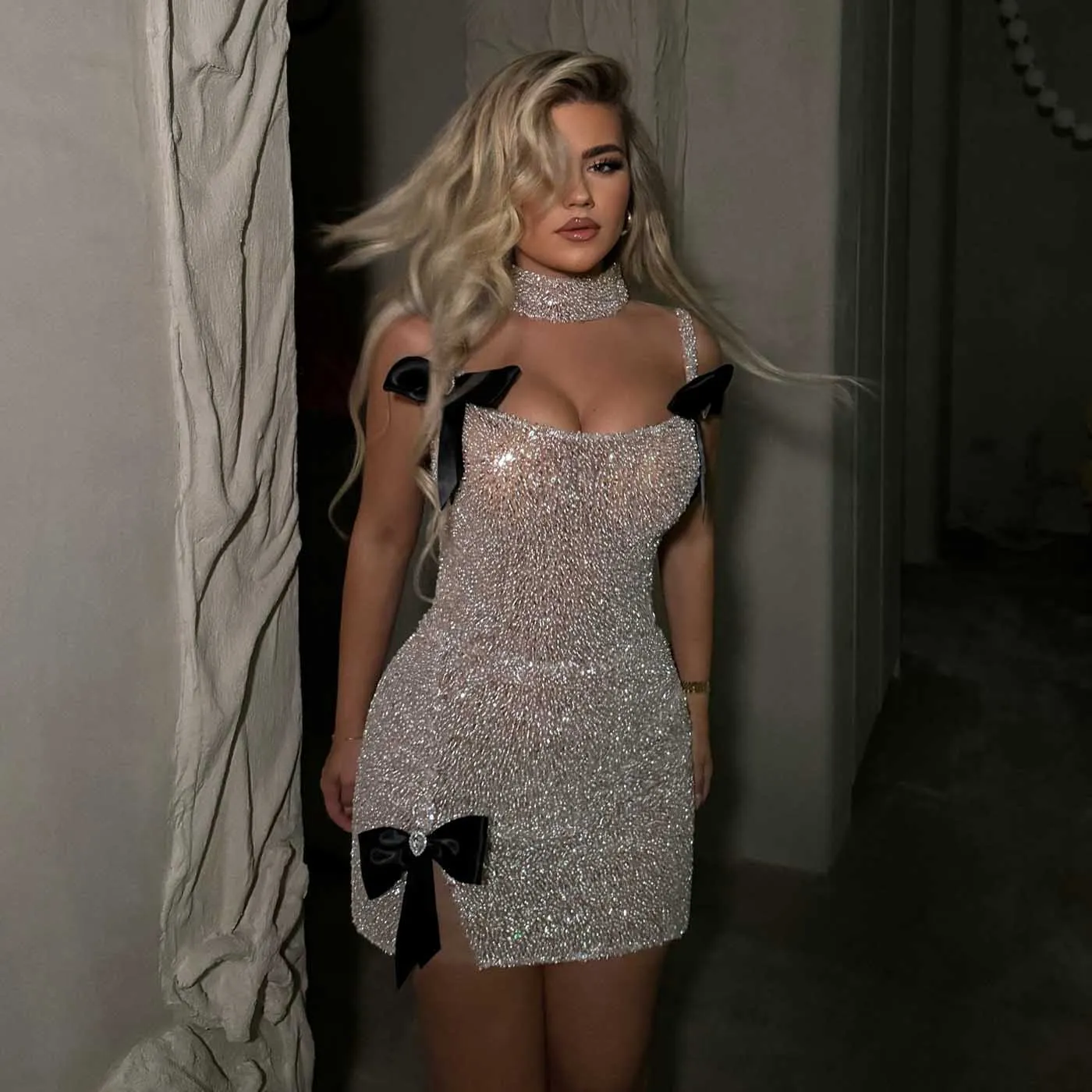 Minivestido con cuentas y lentejuelas brillantes para mujer, vestidos cortos de cóctel con lazo, vestido Sexy con cristales y flores para invitados de boda personalizado