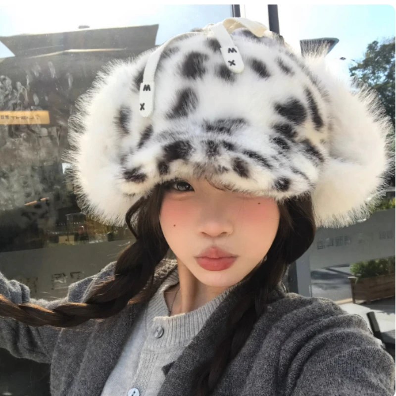 Korean Leopard Print Plush Lei Feng Hat for Men and Women Winter Thickened Cycling Warm Ear Protection Flying Russia Bomber Hats