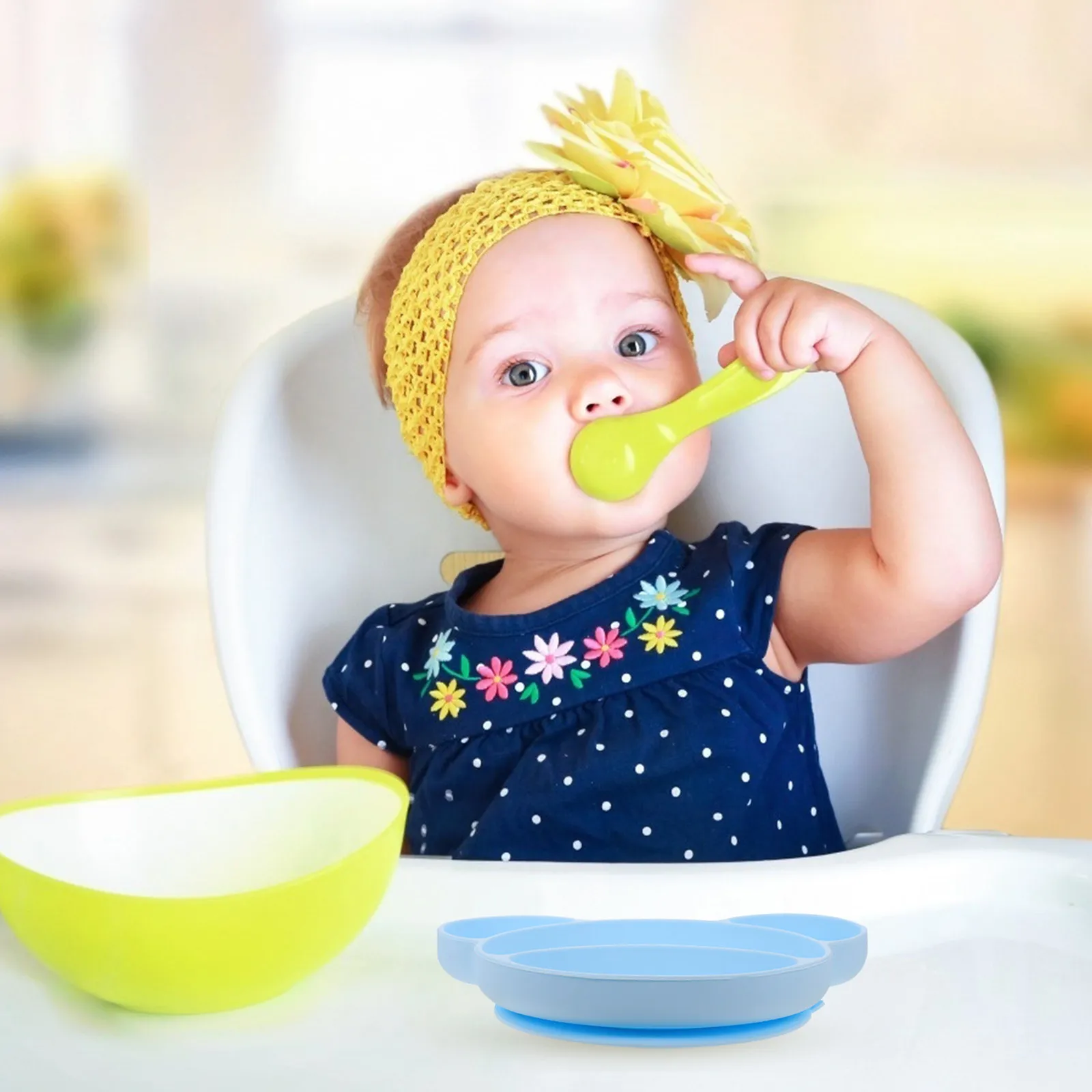 

Silicone Cartoon Bear Baby Bowl High Capacity Non Slip Sucker Design Safe Food Grade Toddles Feeding Complementary Food