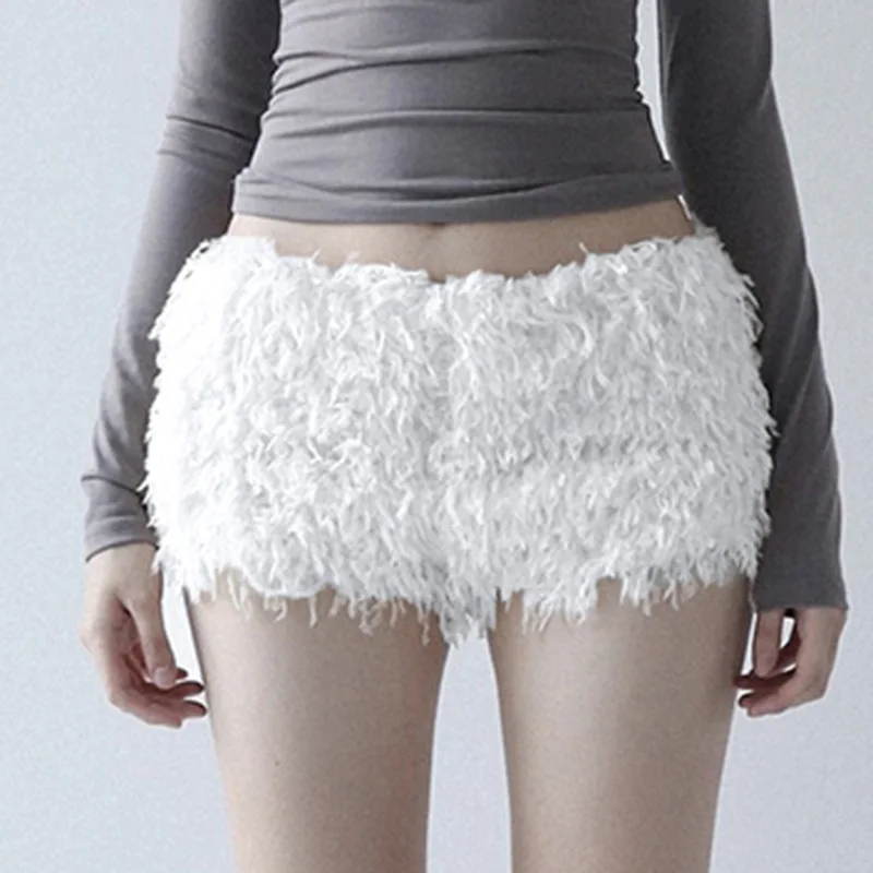 

2025 Autumn and Winter New Women's Snow-white Plush Warm Low Waist Casual Pants Joker Personality Tight Sexy Shorts Ladies
