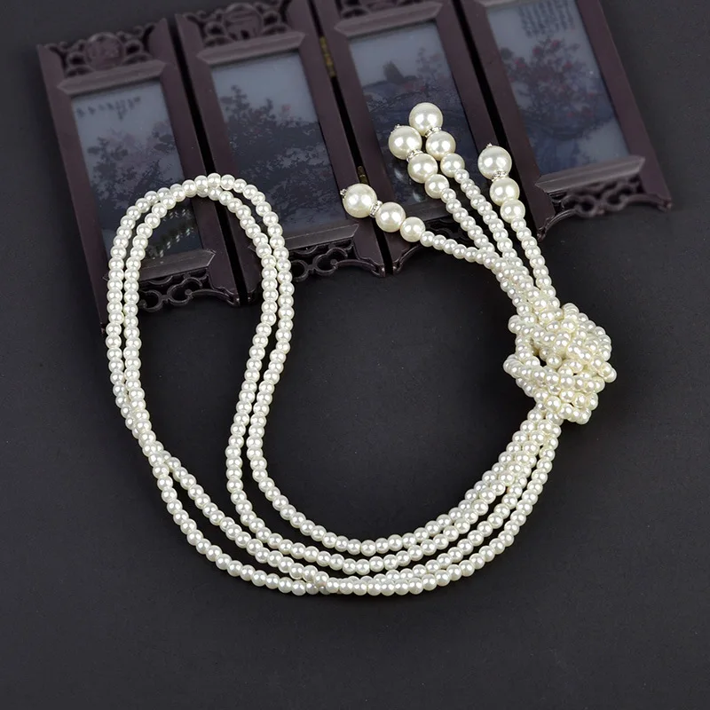 White Jewelry Art Deco Fashion Faux Pearls Necklace 1920s Flapper Beads Cluster Long Pearl Necklace for Gatsby Costume Party