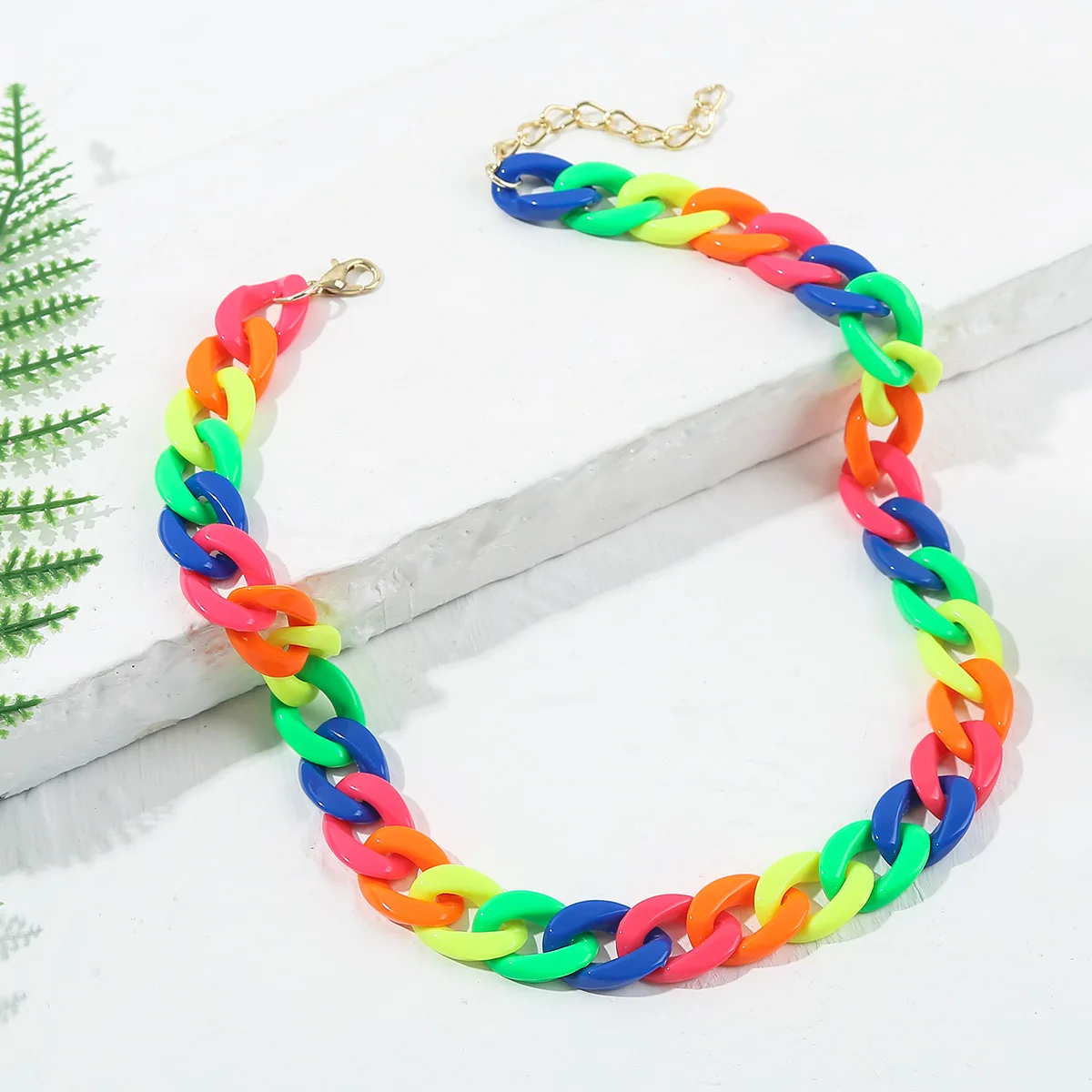 Vintage Colorful Chain Choker Necklace for Women Statement Gold Color Acrylic Chain Chunky Collar Fashion Necklace Jewelry Gifts