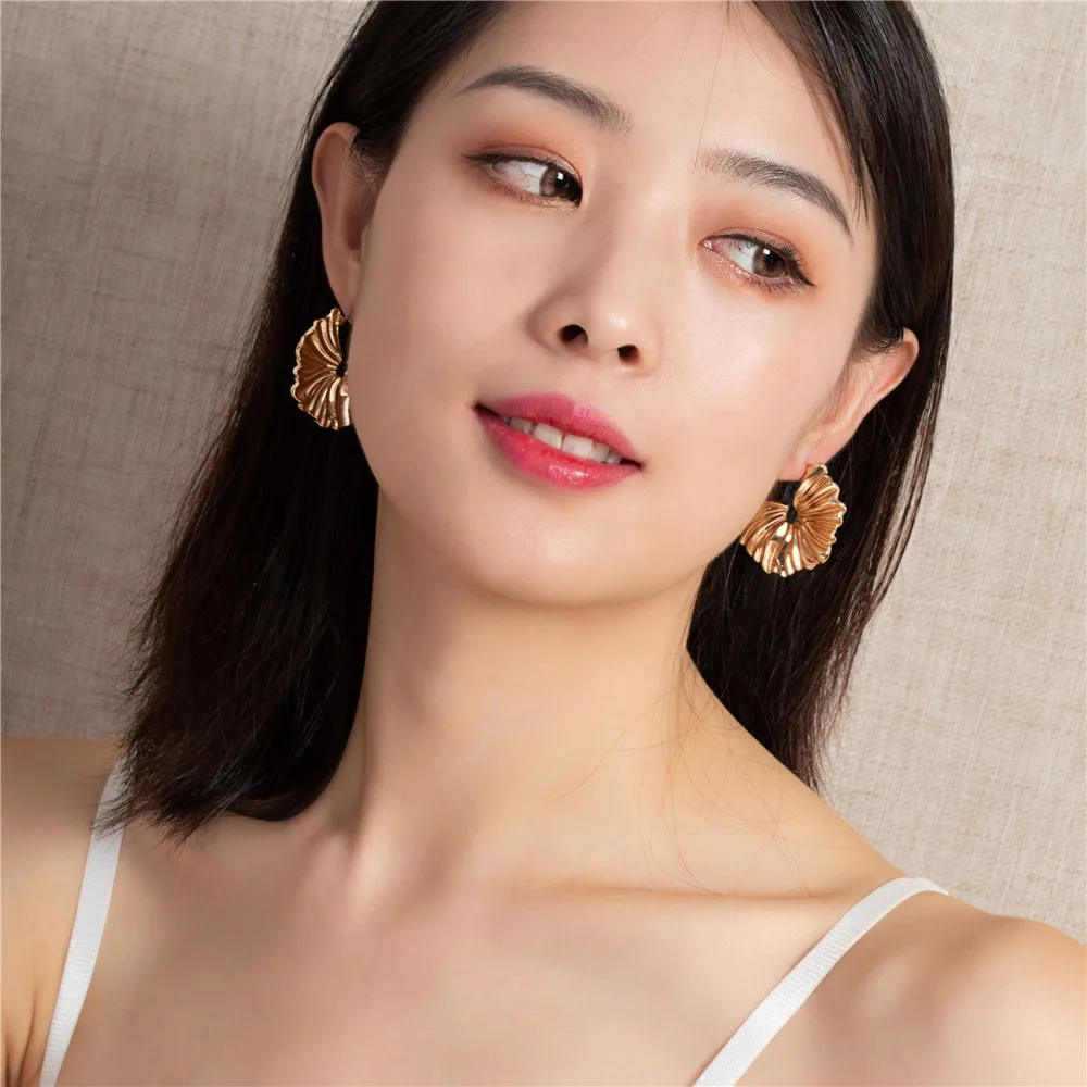 Classic Ginkgo Leaf Simplicity Stainless Steel Stud Gold Color Earrings For Women Piercing Exquisite Fashion Jewelry Accessories