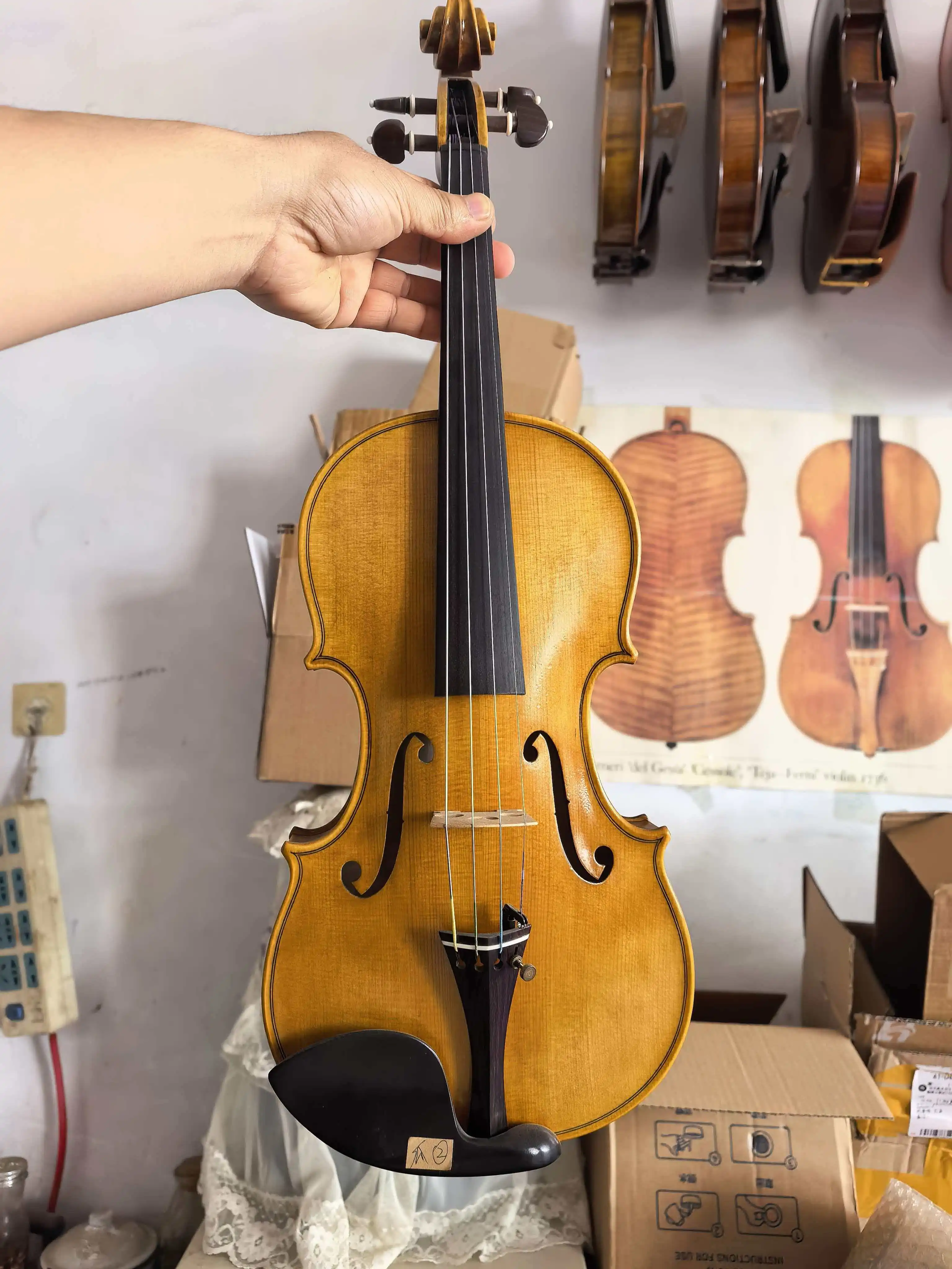 4/4 high-end handmade Italian violin with ebony flat knobs and vintage lacquer, featuring strings,Musical Instruments NO:2