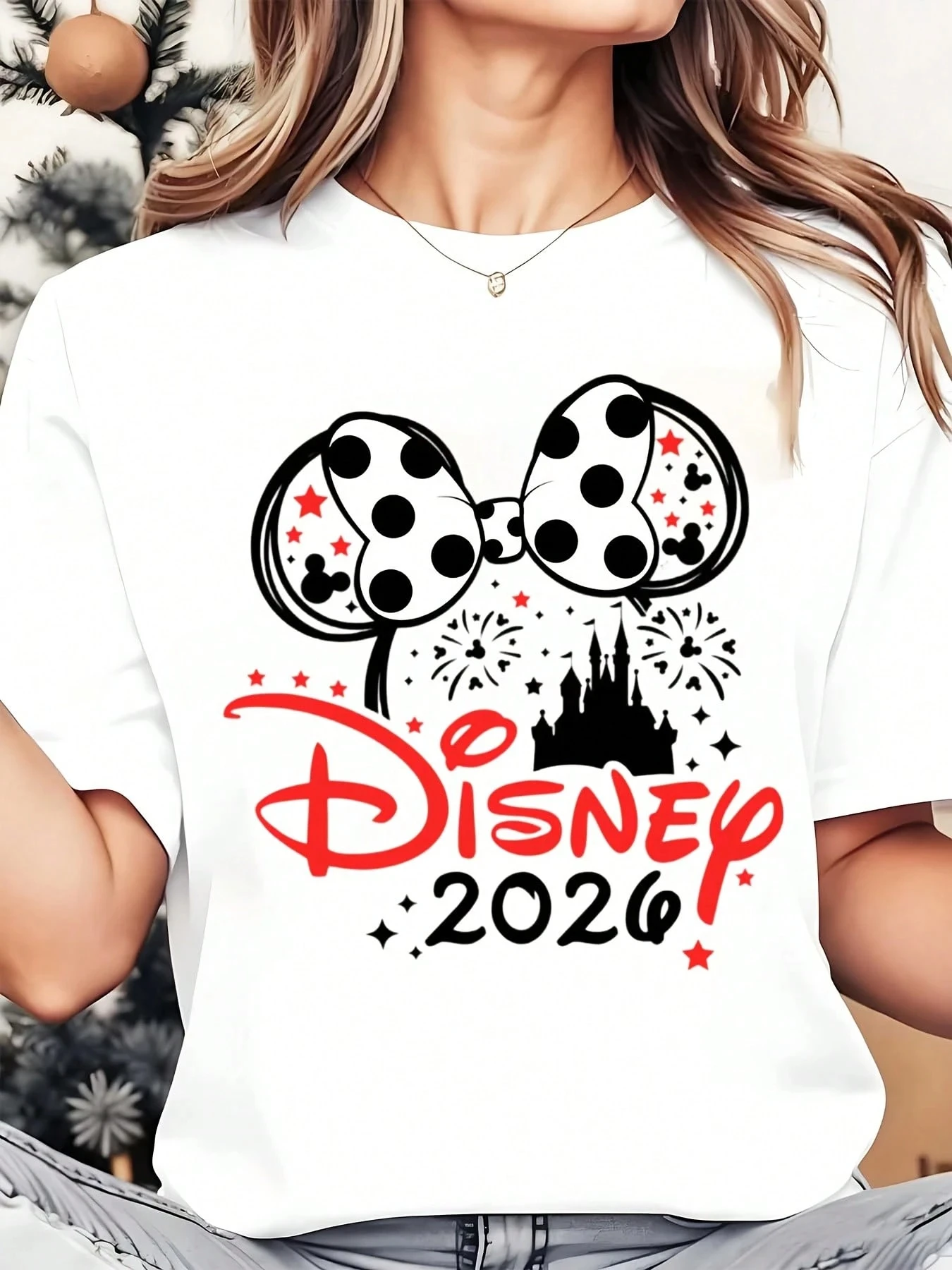 Camiseta deportiva holgada de algodón puro, Minnie Mouse, lazo blanco y negro, cabeza de Mickey, diseño de silueta de Castillo de estrella, novedad de verano 2026