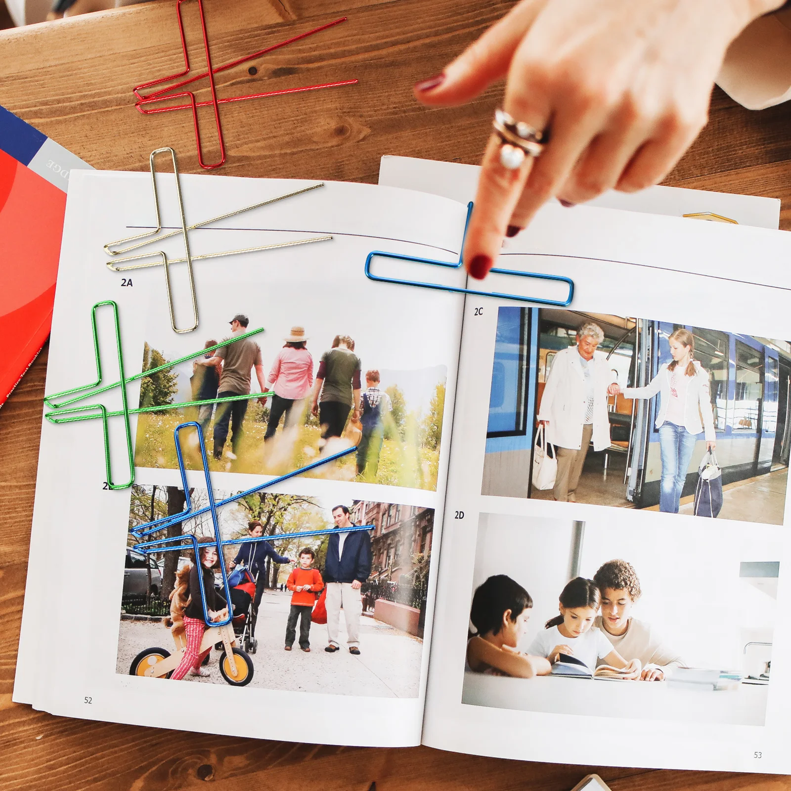 

8Pcs 3D Book Clips Metal Page Holder for Reading Hands Free Smooth Edge Book Opener Holder Secure Document Clip